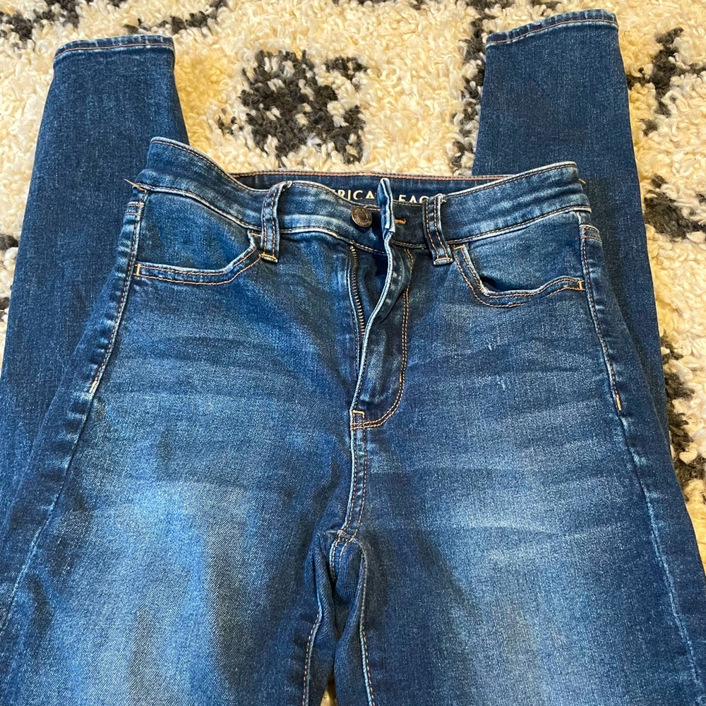 American Eagle Next Level Stretch/Super High Rise Jegging. Size 2 Short.